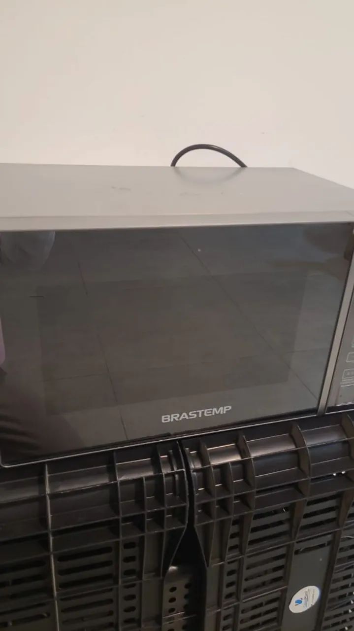 Micro-ondas Brastemp inox 20l