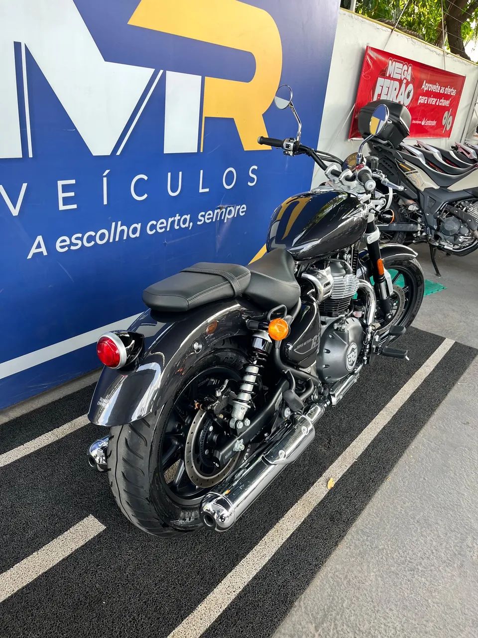 Royal Super meteor 650 (@mrveiculos) - Foto 2
