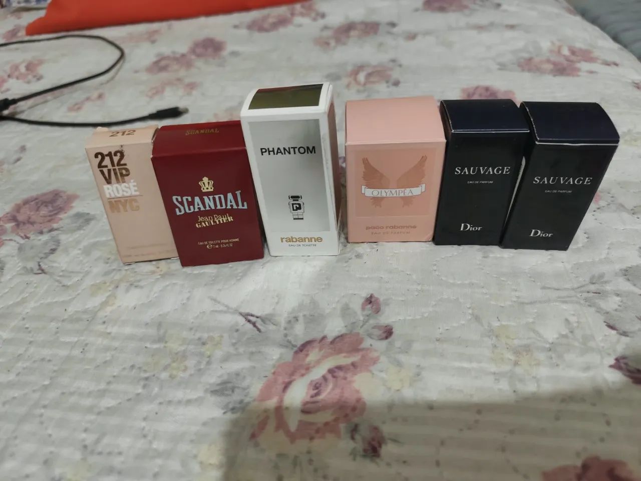 Miniaturas perfume importado  - Foto 4