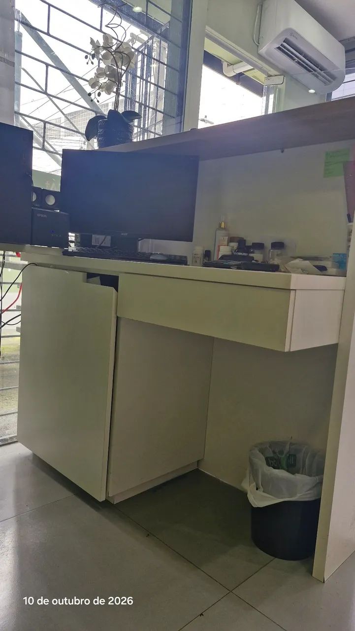 Vendo balcão caixa em MDF  - Foto 4