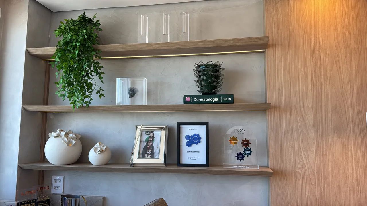 Mesa e prateleira de escritório/consultorio - Foto 2