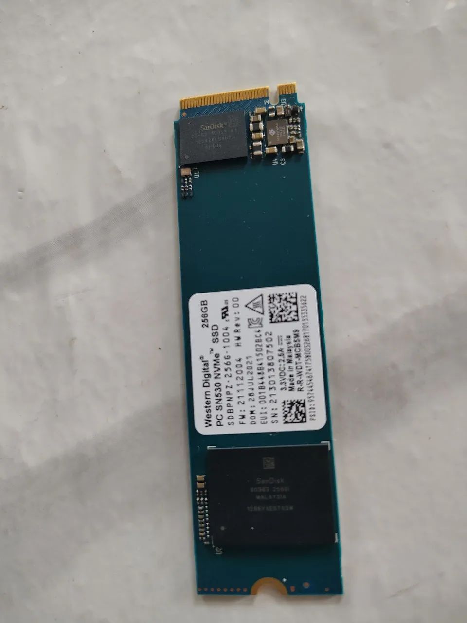 SSD nvme 256 gigas com windows 