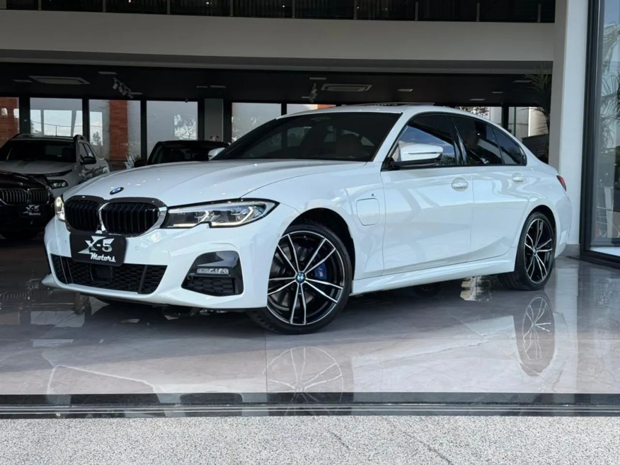BMW 330E M Sport 2.0 Turbo Híbrido AU 2022