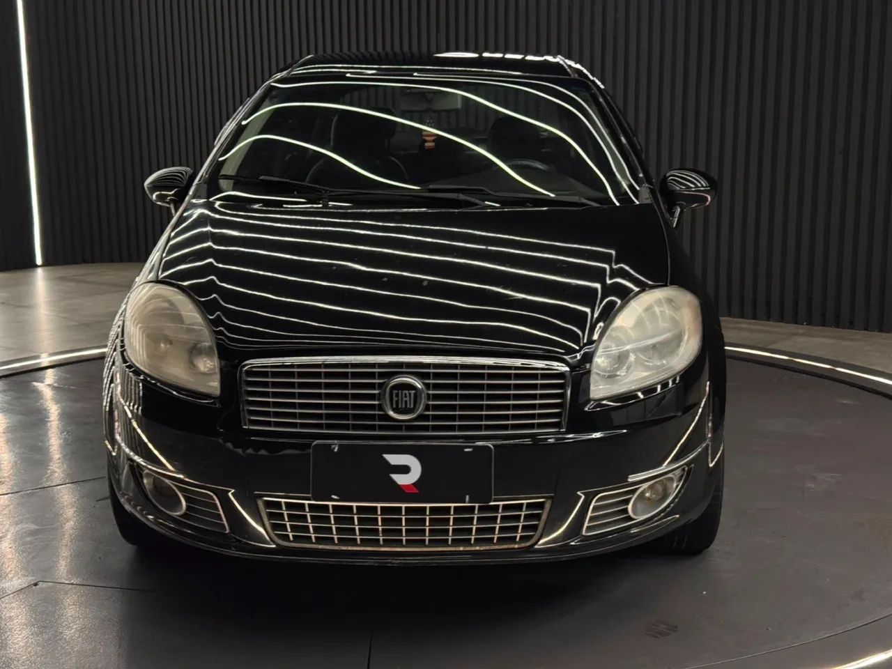 Fiat Linea Essence 1.8 Flex 16V 4P 2012 - Foto 4