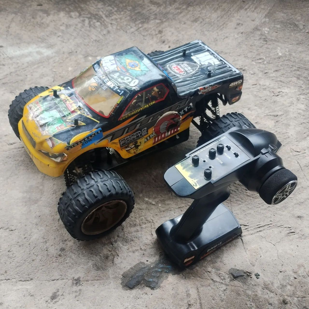 Automodelo elétrico 1/10