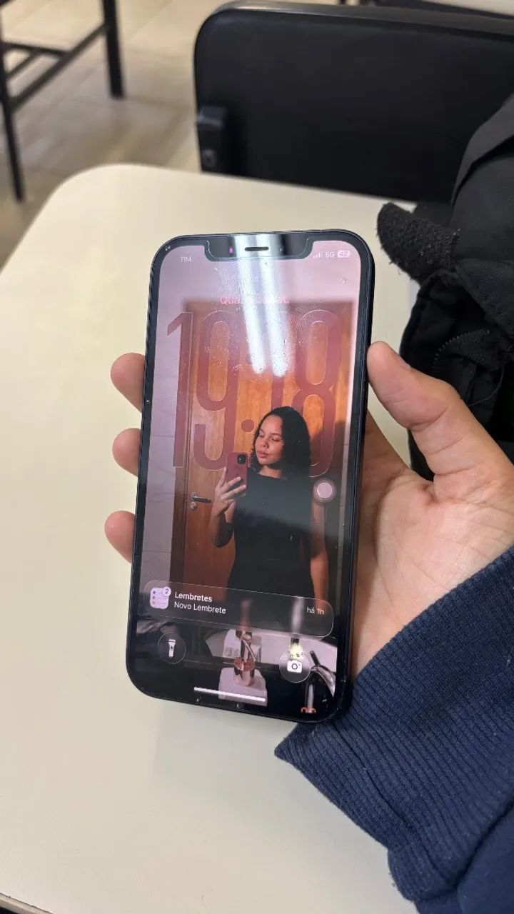 iPhone 12 - 128GB - Foto 2