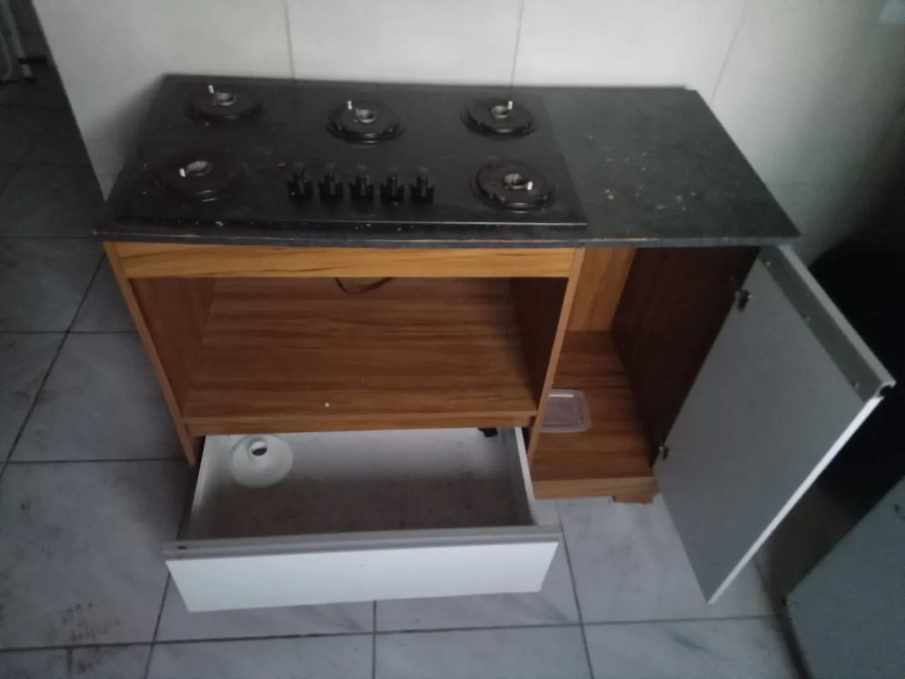 Móvel com Cooktop e geladeira  - Foto 2