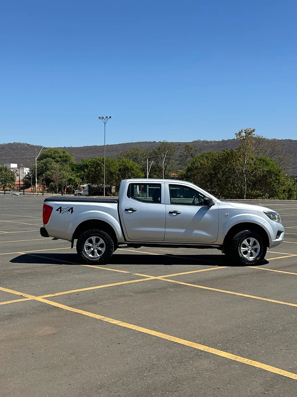 Nissan Frontier Frontier S CD 4x4 2.3 TB Diesel Mec. 2020