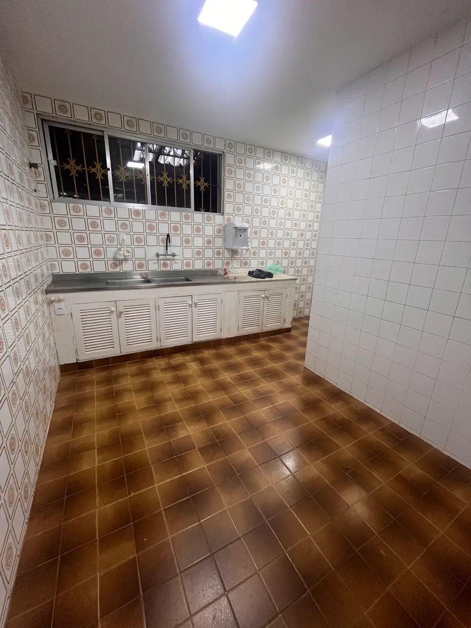 ALUGA-SE EXCELENTE CASA NO PRADO - Foto 5