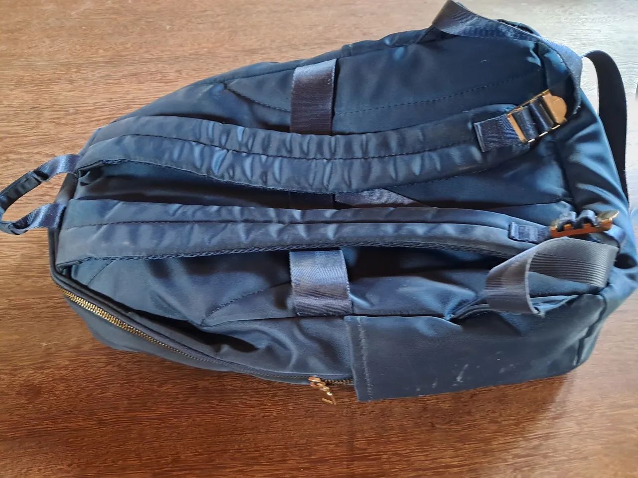 Mochila azul escuro  - Foto 5