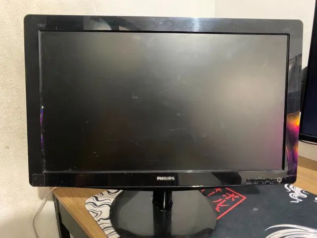 Monitor Philips 18,5 LED - Funcionando