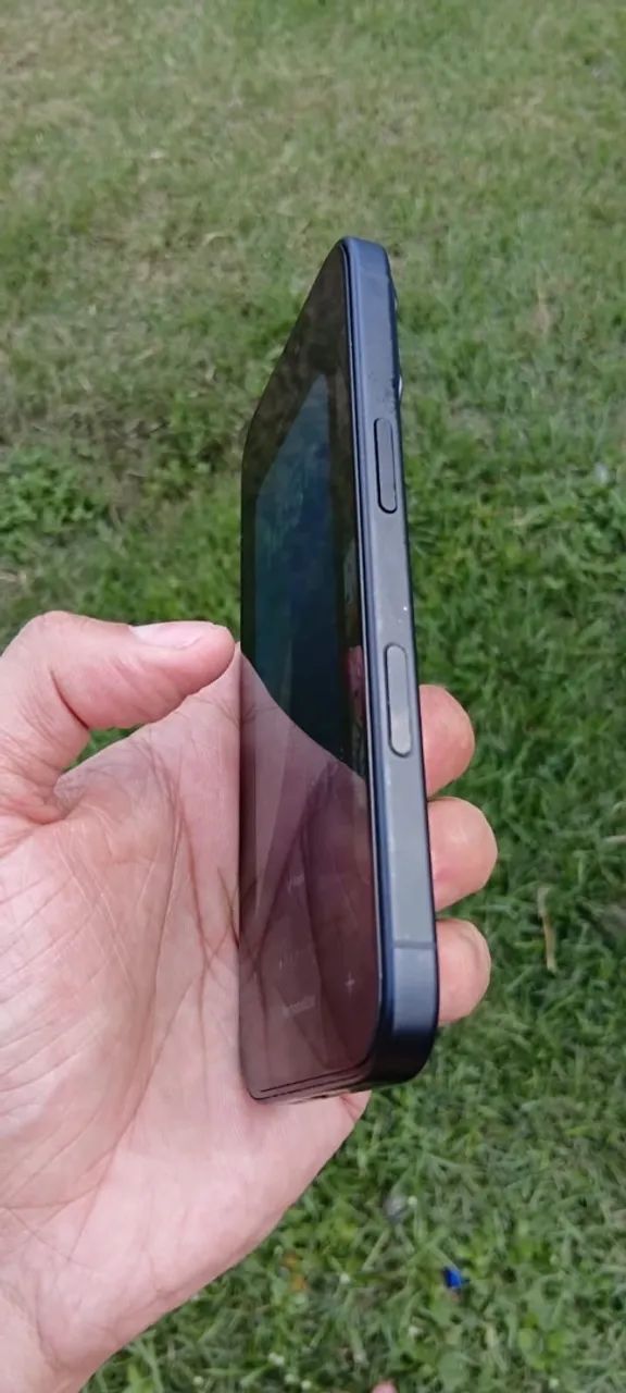 iPhone 16 - 256 gb bateria 95%  - Foto 2