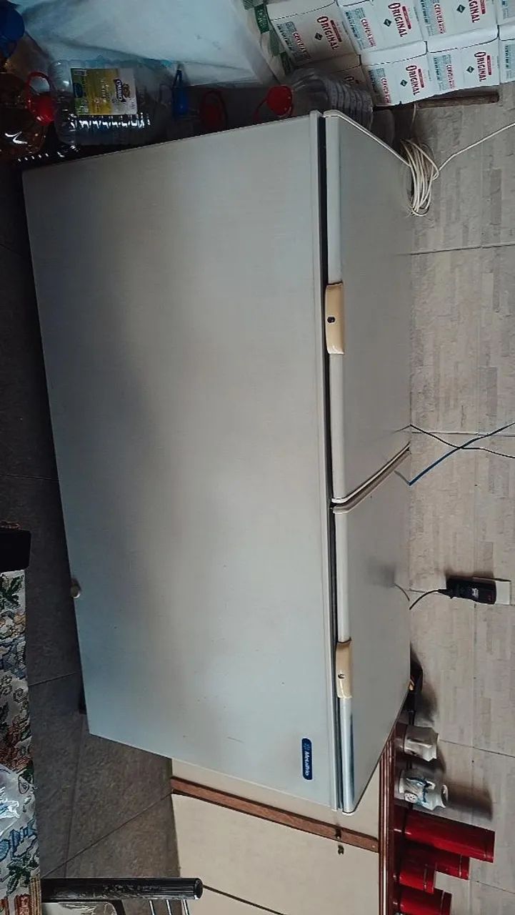 VENDO FREEZER GRANDE! - Foto 2