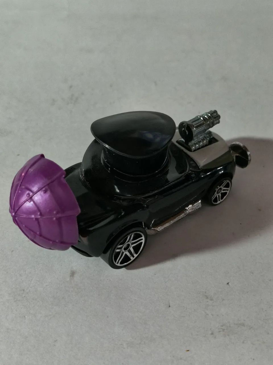 Hot Wheels Carro do Pinguim  - Foto 2
