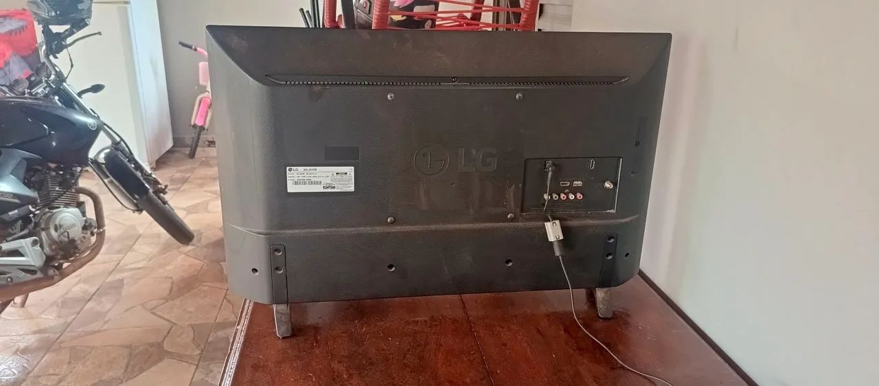 Vendo tv LG 32 P HDMI - Foto 3