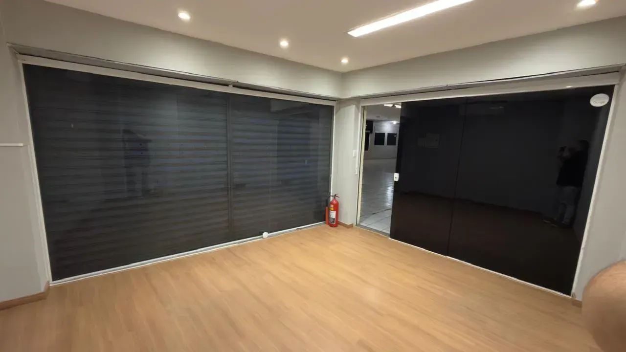 SALA COMERCIAL PARA LOCAÇÃO  CENTRO DE NILÓPOLIS - Foto 2