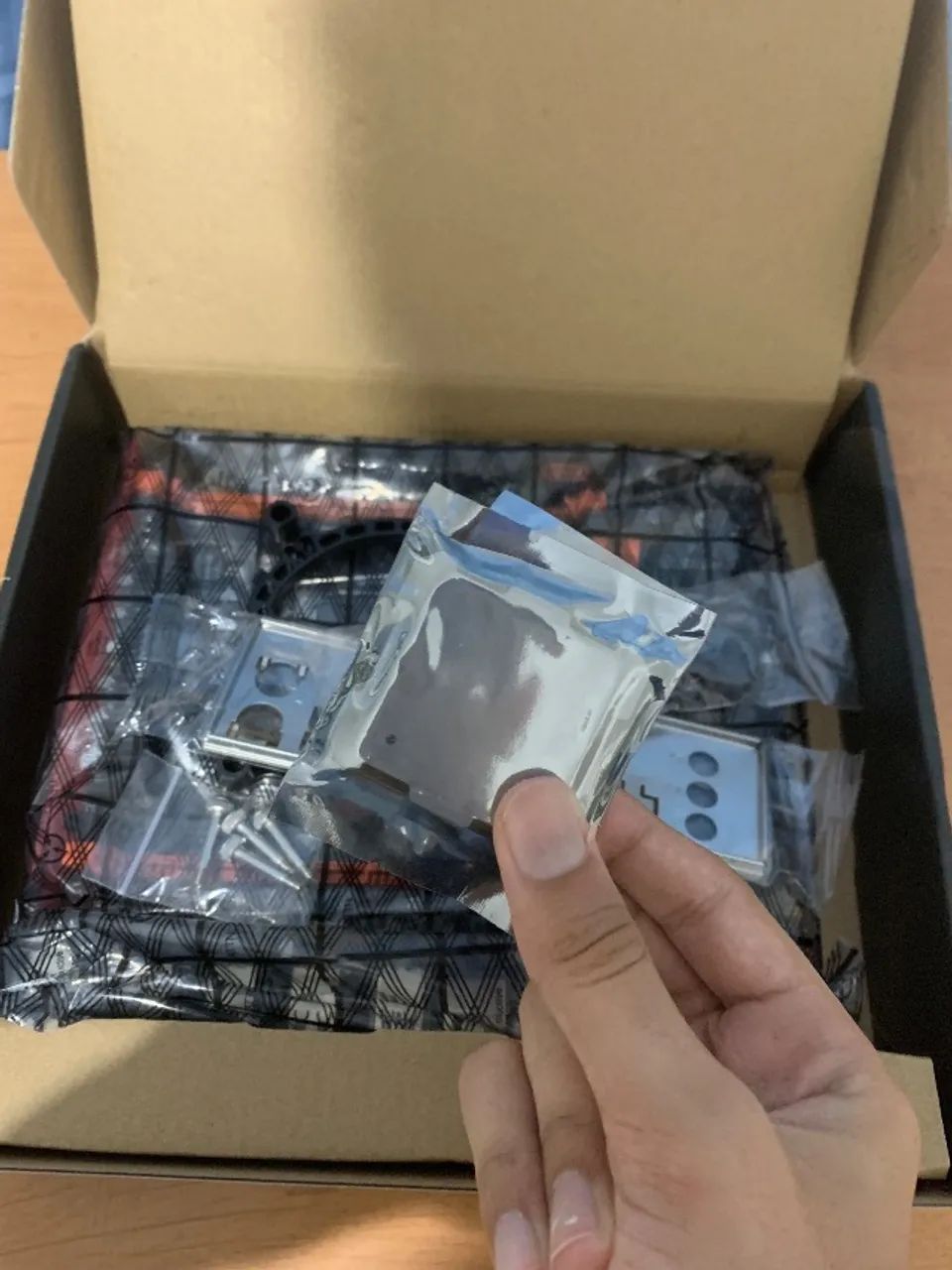 Kit Xeon 2680 v4 com placa mãe X99 da MOUGOL - Foto 3