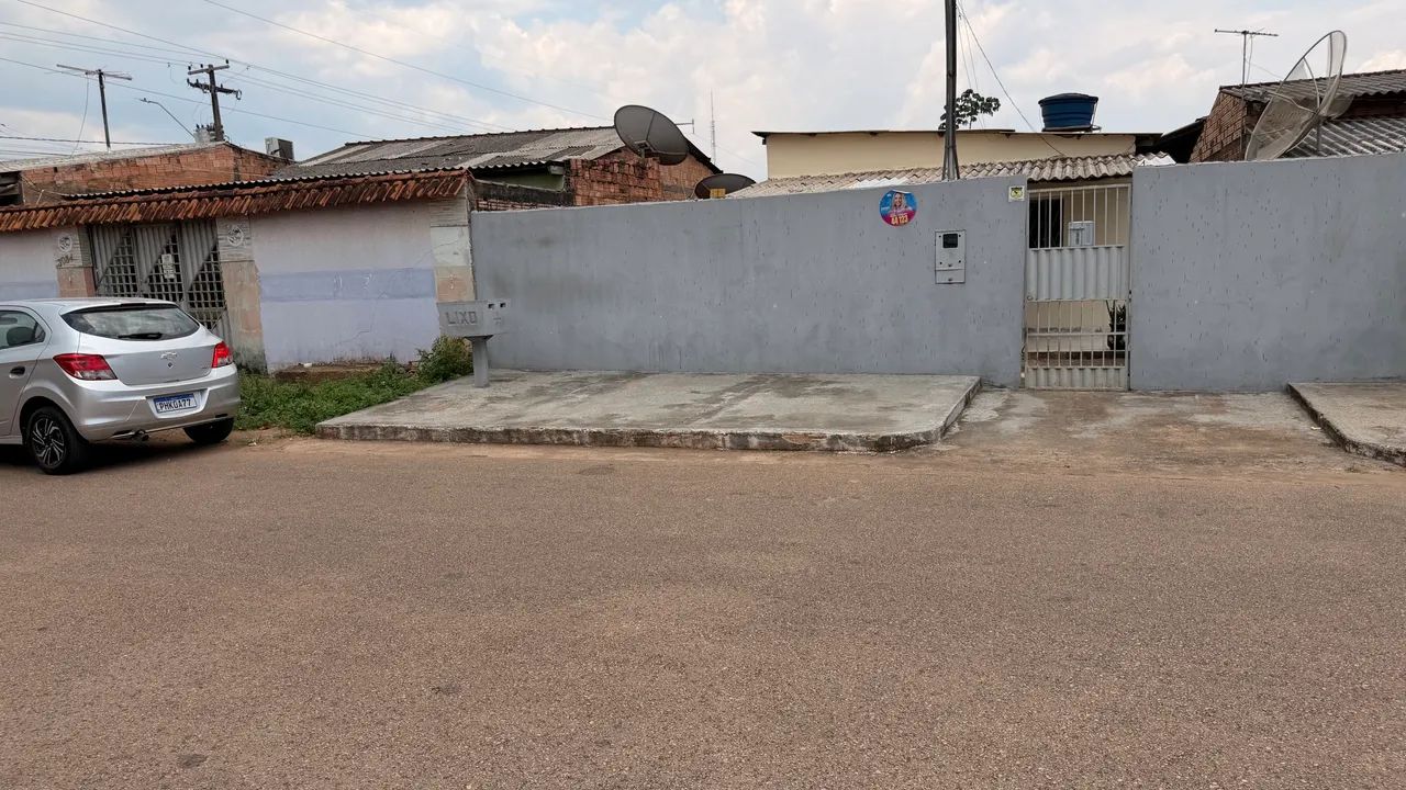 Casa entre a Rio de Janeiro e Raimundo cantuare