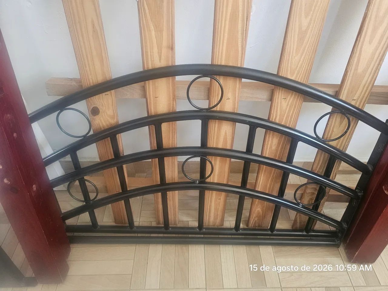 Cama solteirão de madeira/ferro  - Foto 3