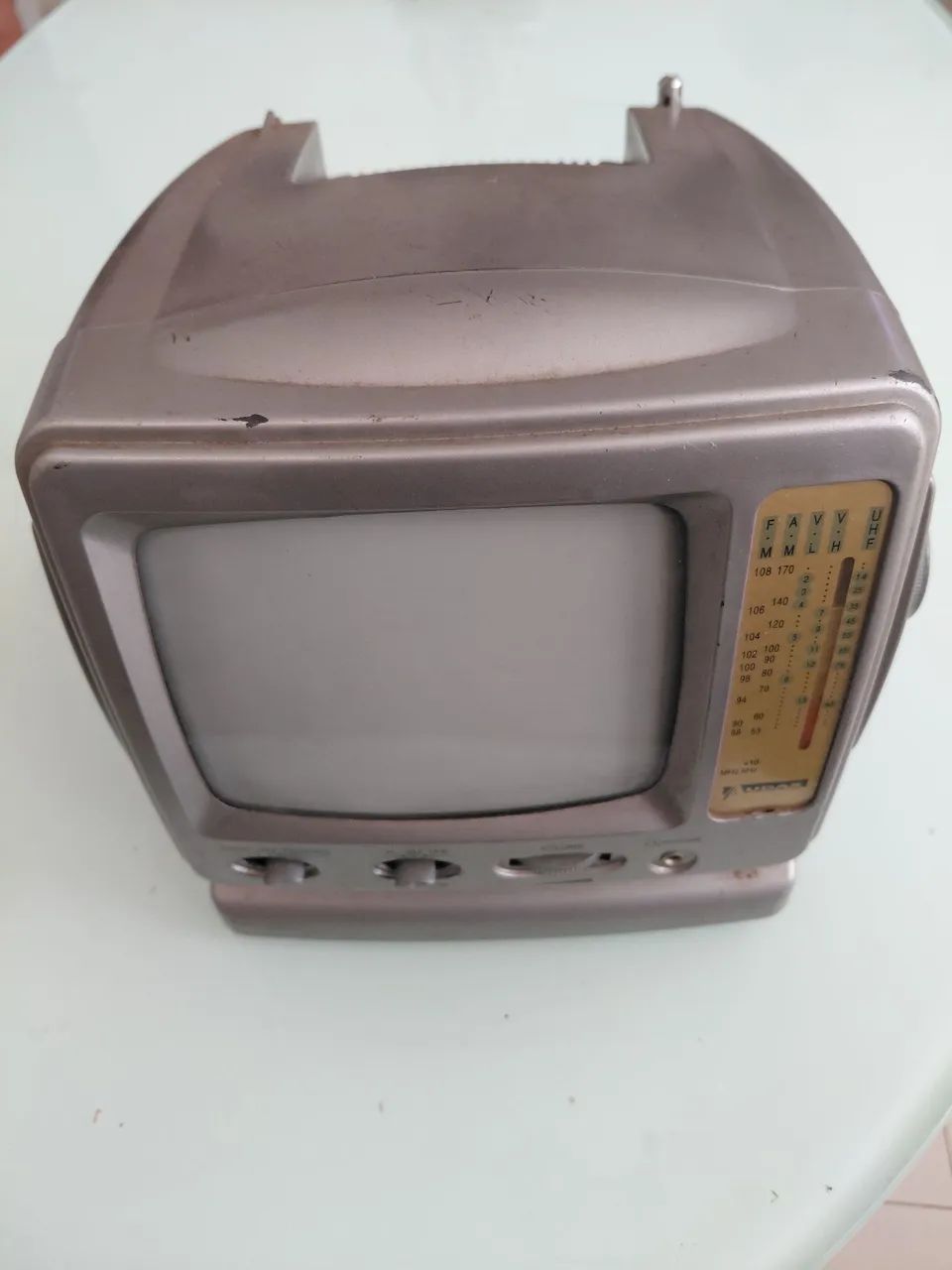 Tv pequena. - Foto 3