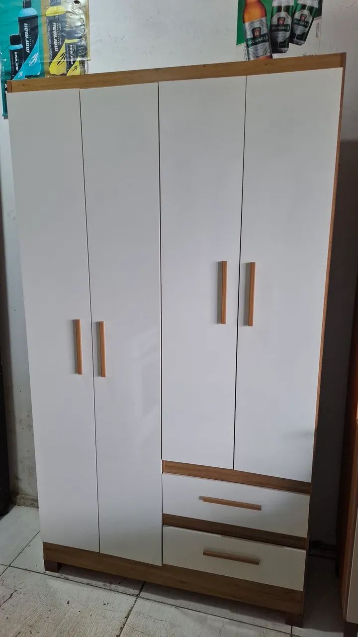 Guarda roupa 4portas 
