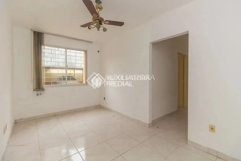 Apartamento com 2 quartos e 1 vaga na bairro Tristeza