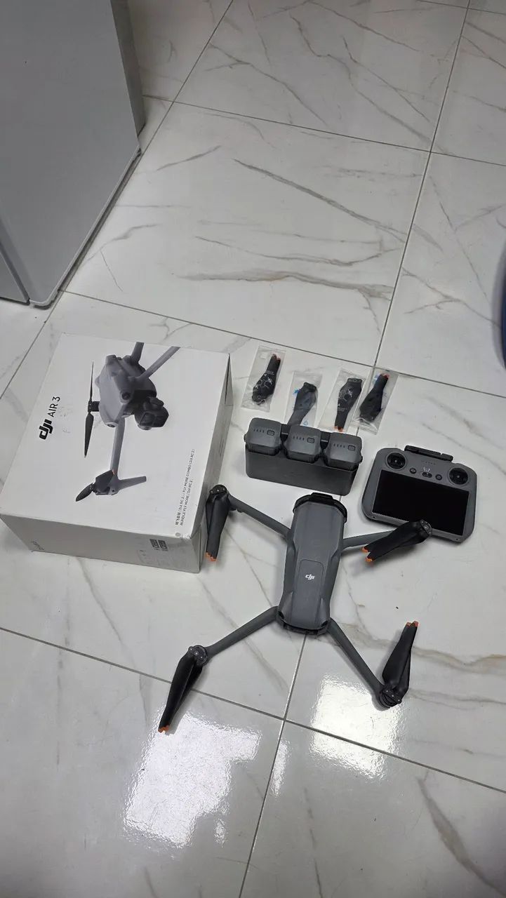 Drone DJI AIR3 fly more 