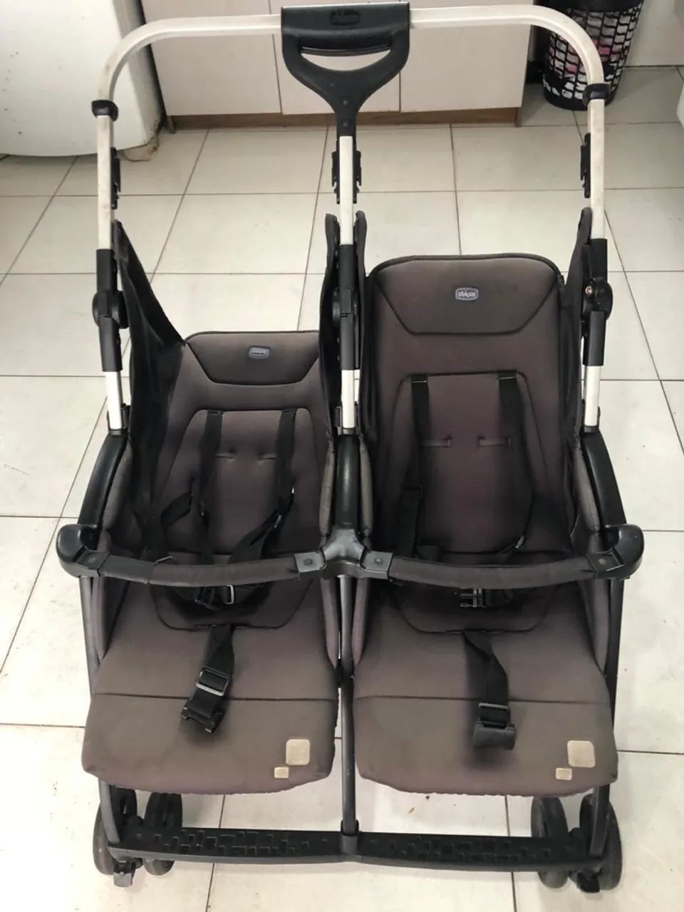 Vendo carrinho duplo - Foto 2