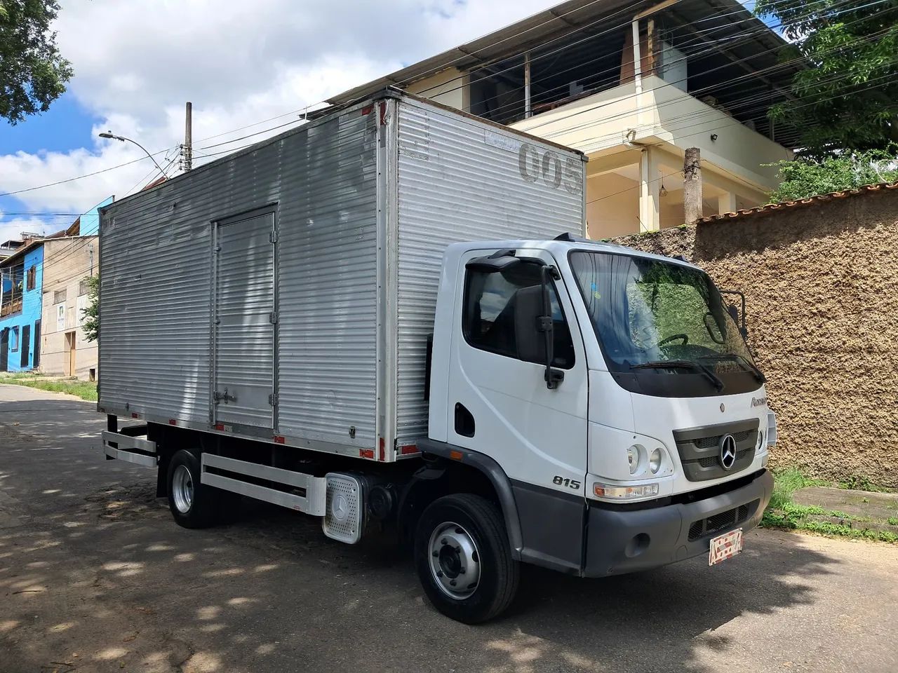 Mercedes-Benz Accelo 815 - Foto 2