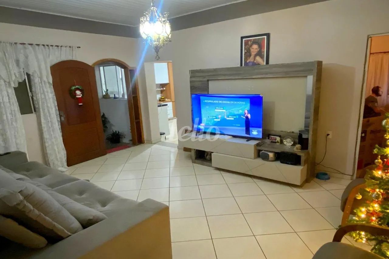 Casa 6 quartos à venda no(a) Vila Paulo Silas - Foto 2