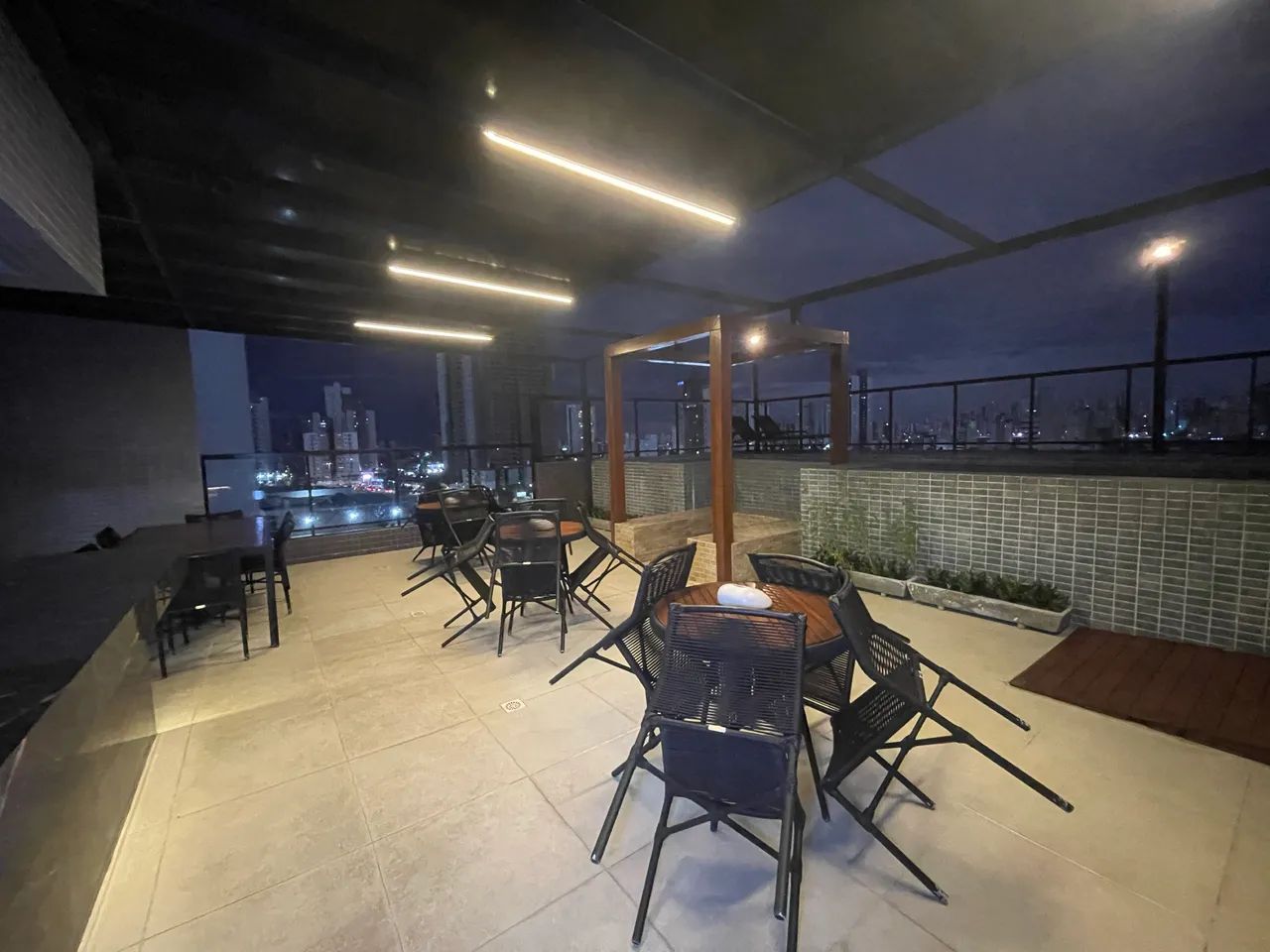 Aluga-se apto no Bessa mobiliado $3.600,00 - Foto 2