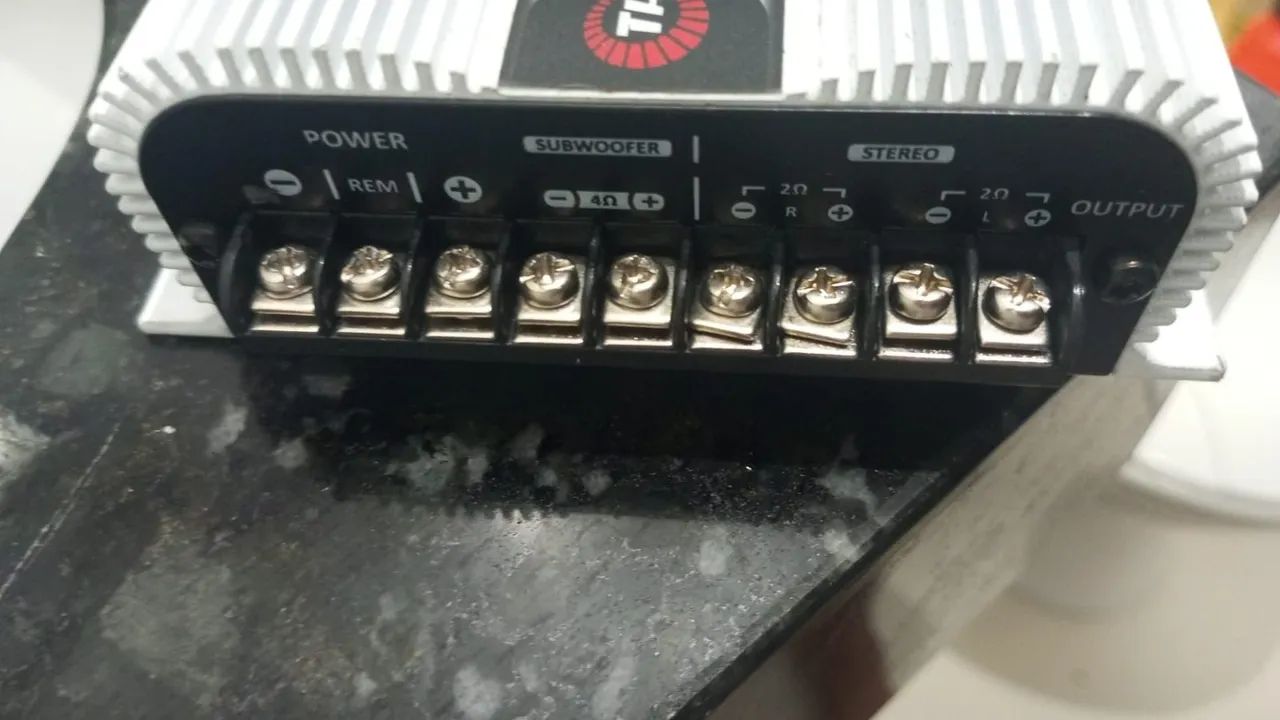 vendo duas potências da Taramps 220 as duas  - Foto 5