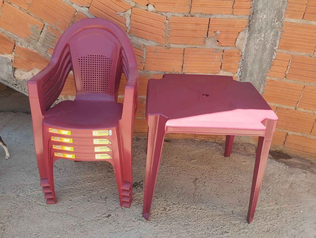 CONJUNTO DE MESAS COM BRAÇOS - Foto 3