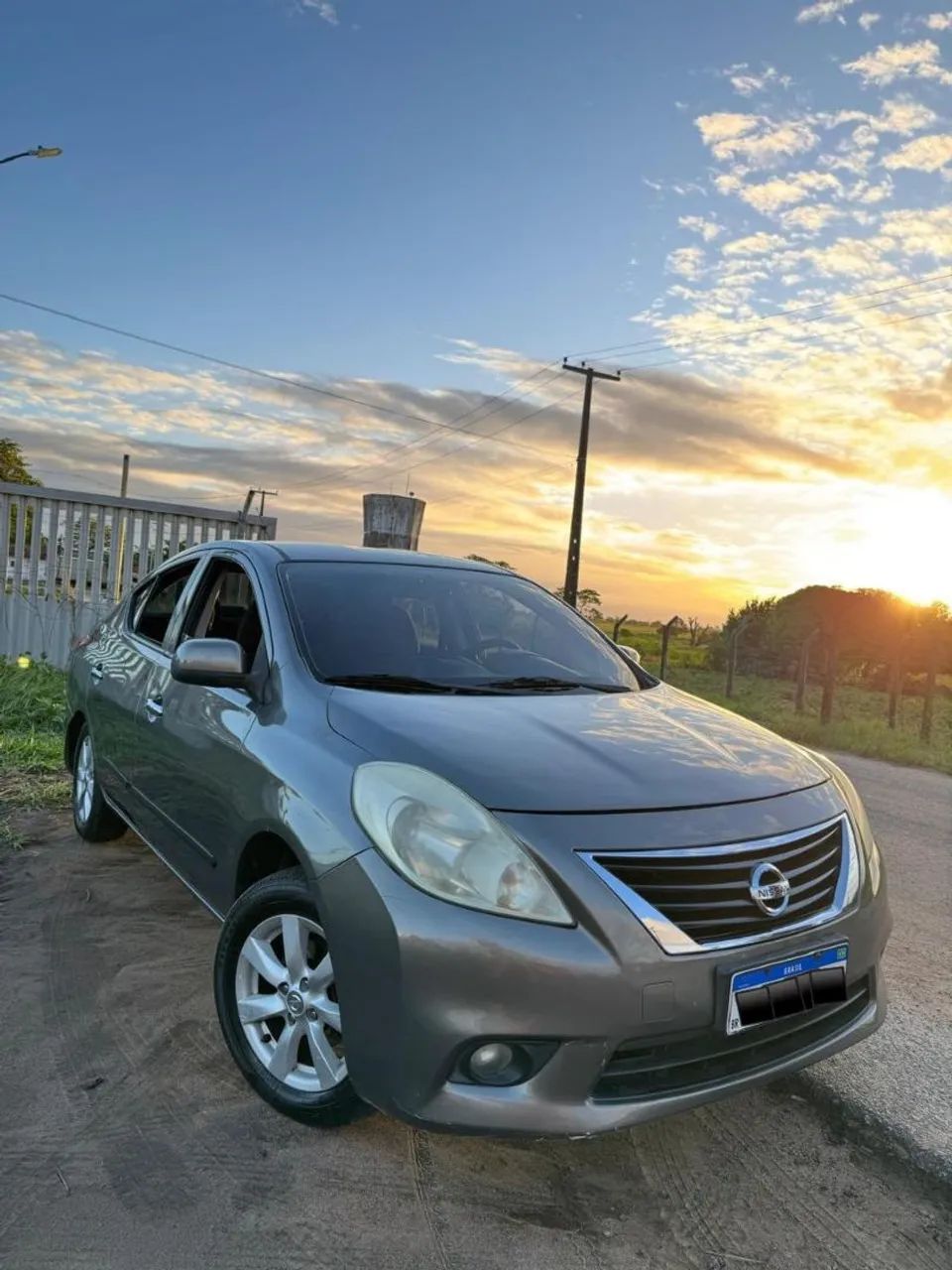Nissan Versa 1.6 16V FLEX SL 4P MANUAL 2013