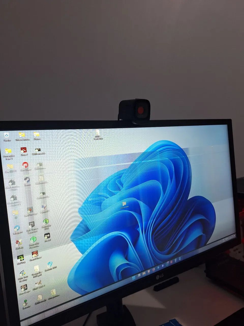 Monitores LG com defeito