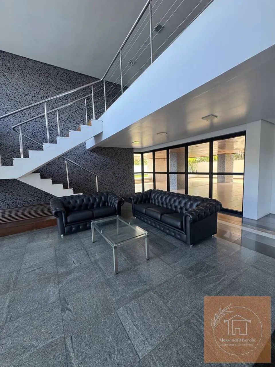Alugo Apartamento com 202m2 no Adrianopolis. - Foto 2