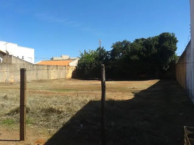 Terreno Padrão em Uberlândia - Foto 3