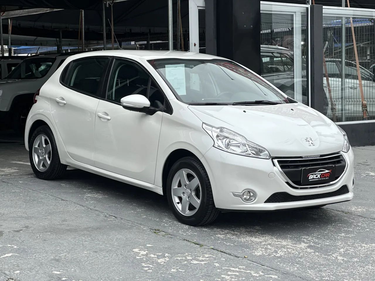 Peugeot 208 Active/active Pack 1.5 Flex 8V 5P 2014 - Foto 4