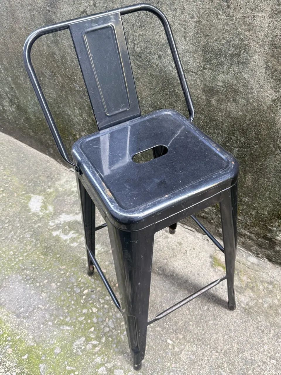 Banqueta de ferro estilo bistrô 