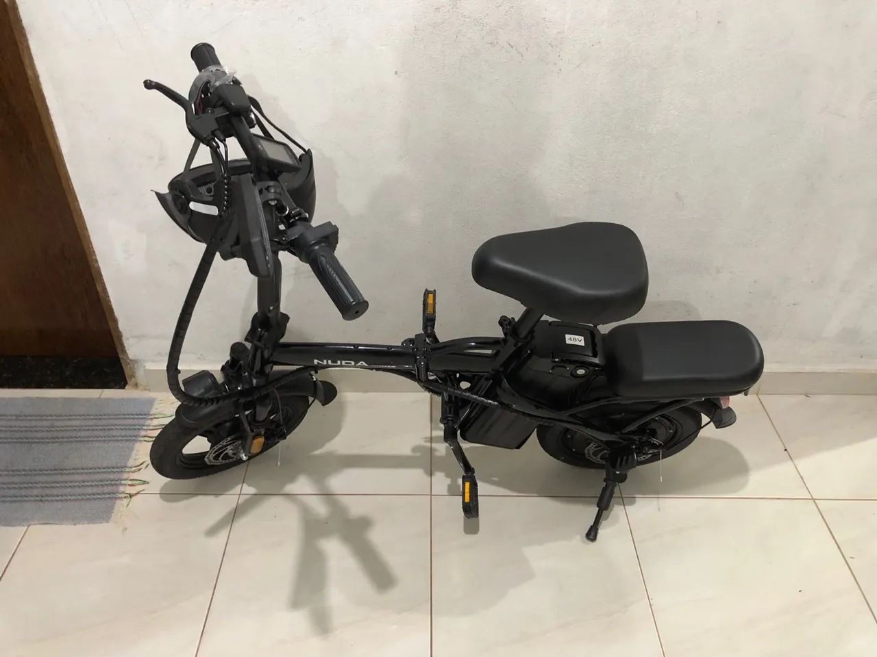 Vende-se esta bicicleta elétrica marca NUDA!