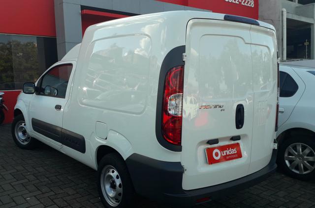 Fiorino 1.4 2018 baixo km aceito troca - Foto 5