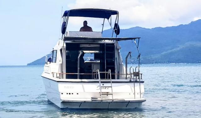 Lancha obra Capri 32 Fly - Barco de represa! Oportunidade única!! - Foto 5
