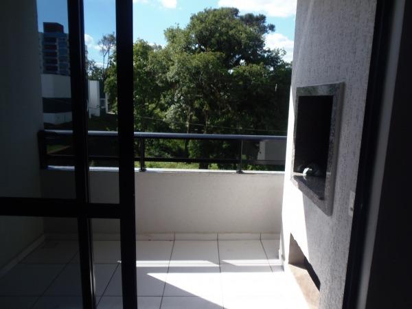 Apartamento com 3 quartos, 1 suíte, duas vagas de garagem e ótima localização