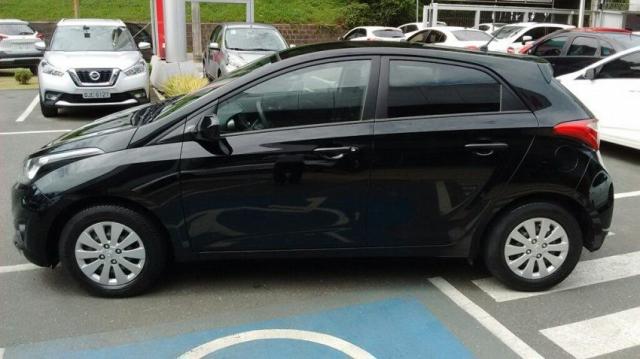 HYUNDAI IMP HB20 COMFORT PLUS 1.6 16V FLEX Preto 2015/2015 - Foto 9