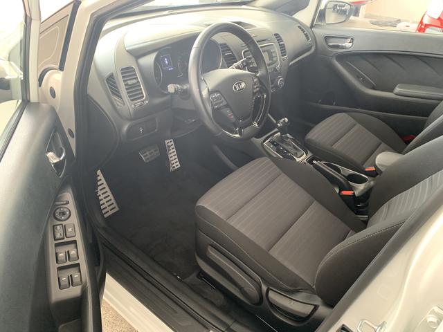 Cerato New SX3 aut 2018 - Foto 4