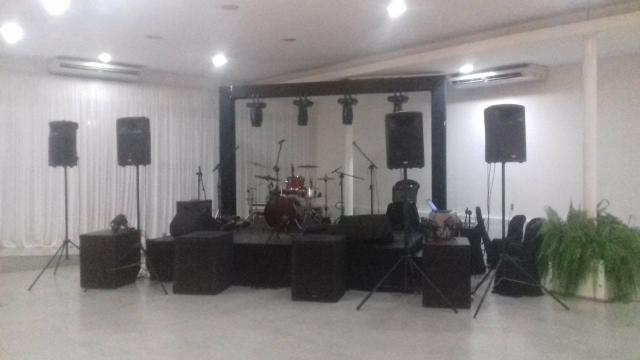 Aluguel Palco/ tablado de vidro/ grides/iluminação/ sonorização digital - Foto 3
