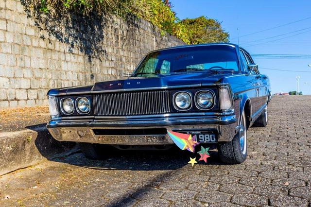 Relíquia de Colecionador Ford Landau com placa Preta 1980! - Foto 9