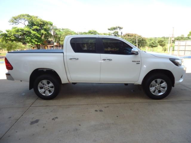 Hilux sr 2.7 flex automatico 2017/2017 - Foto 9