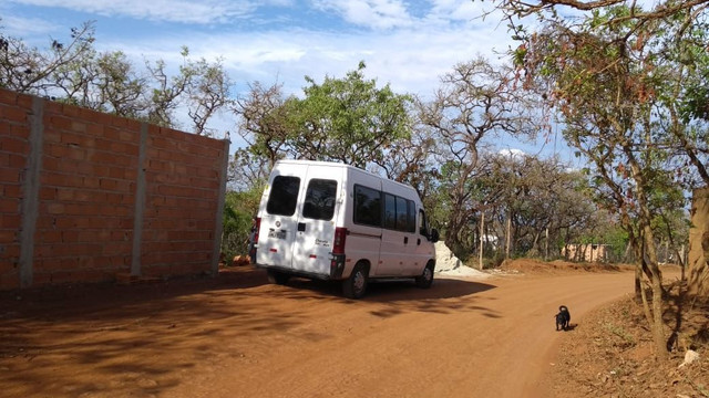 van 2010 olx