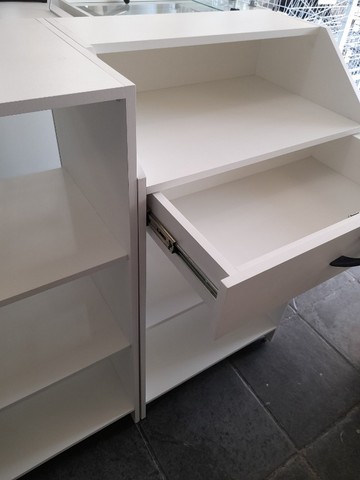 Balcão vitrine + Balcão caixa  - Foto 2